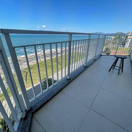 Apartamento Beira Mar - Praia Massaguacu Caraguatatuba Buitenkant foto