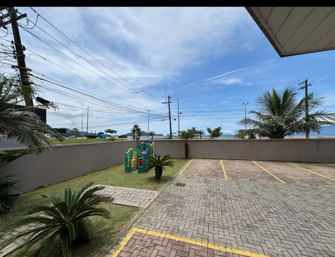 Apartamento Beira Mar - Praia Massaguacu Caraguatatuba Buitenkant foto
